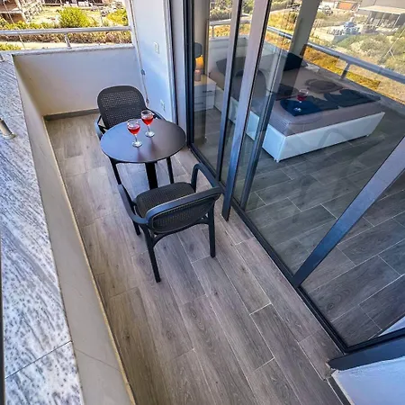 Apartman 504 Christian Egnatia *